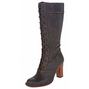 NWT Frye Villager Lace-up Leather Boots